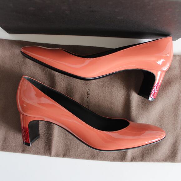 Bottega Veneta Coral Patent Leather Closed Toe Low Pumps - Picture 3 of 12